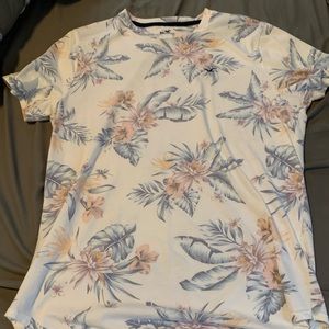 Holister curved hem t shirt